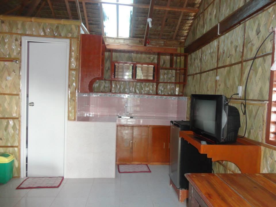 Mountain Beach Resort & Restaurant Puerto Galera Room photo