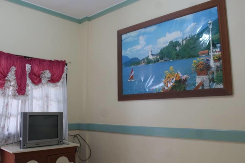 Mountain Beach Resort & Restaurant Puerto Galera Room photo