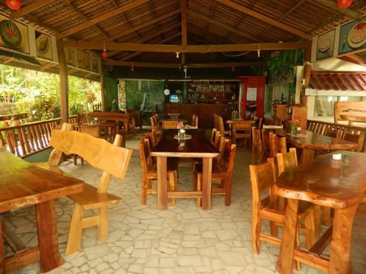 Mountain Beach Resort & Restaurant Puerto Galera Exterior photo